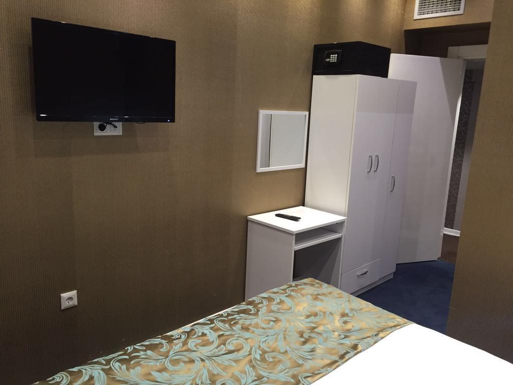 Atasehir Palace Hotel & Conference Истанбул Екстериор снимка